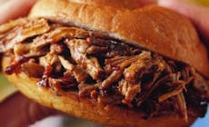 Pulled  Pork  Barbecue With  Hot  Pepper  Vinegar  Sauce 346X318 (4)